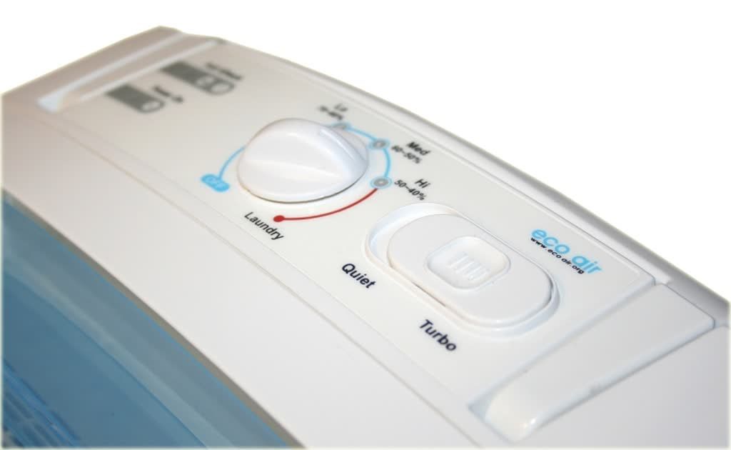 wygodny panel sterowania - osuszacz powietrza adsorpcyjny Ecoair DD1 Simple