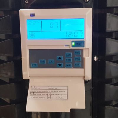 Przenośny klimatyzer ewaporacyjny Master BCB19 - panel sterowania
