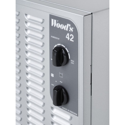 Osuszacz powietrza Woods SW42FM - panel sterowania