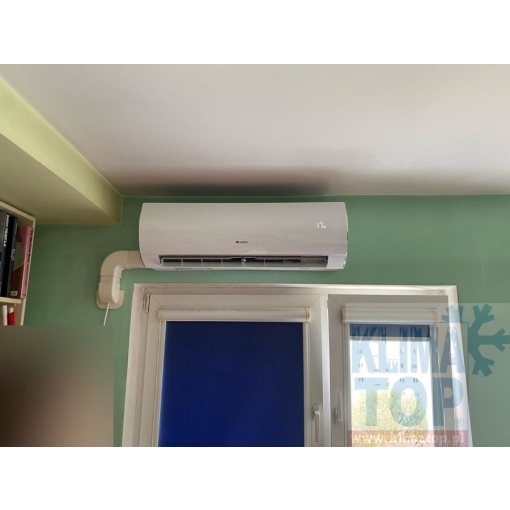 Klimatyzator ścienny Gree GWH12ACC-K6 (FA12W) FAIRY WHITE - zdjęcie z montażu w Warszawie
